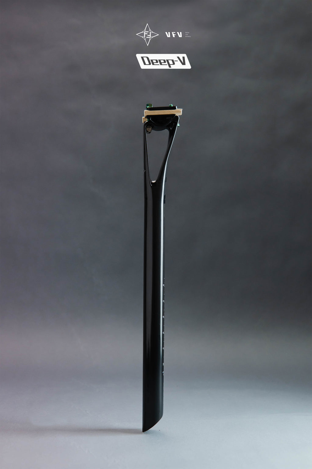 VoiceVelo Deep V Carbon Seatpost – 27.2mm / 30.9mm