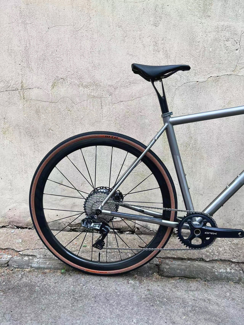 VoiceVelo Deep V Carbon Seatpost – 27.2mm / 30.9mm